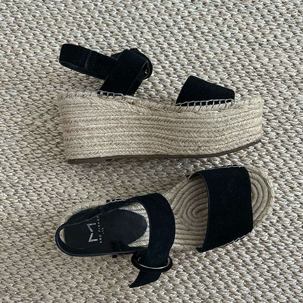 Marc fisher black platform espadrille size 7